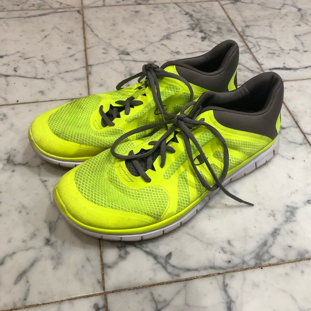 Champion men’s size 12 running shoes